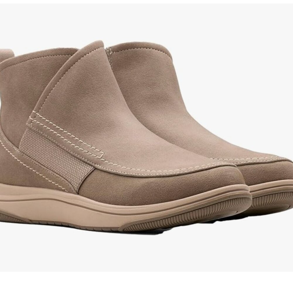 Clarks CloudSteppers Women's Breeze Cora Ankle Boot Dark Taupe